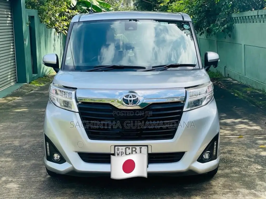 Toyota Roomy GS Cuatom 2017 Car (Used)