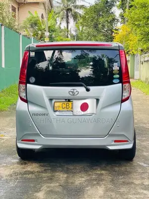 Toyota Roomy GS Cuatom 2017 Car (Used)