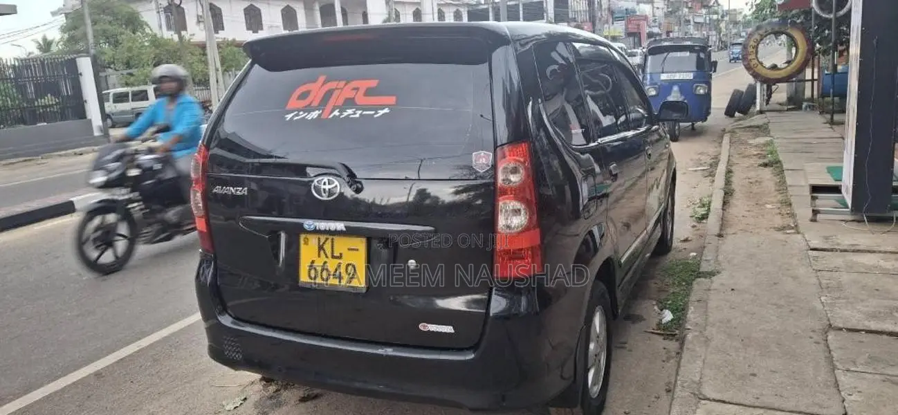 Toyota Avanza 2010 Car (Used)