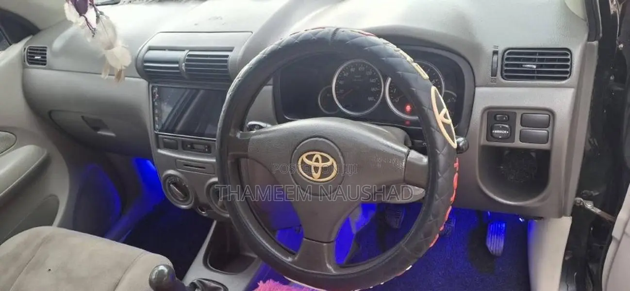 Toyota Avanza 2010 Car (Used)