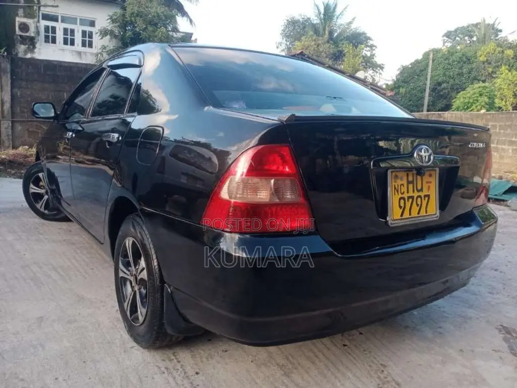 Toyota Corolla 121 LX Limited 2000 Car (Used)