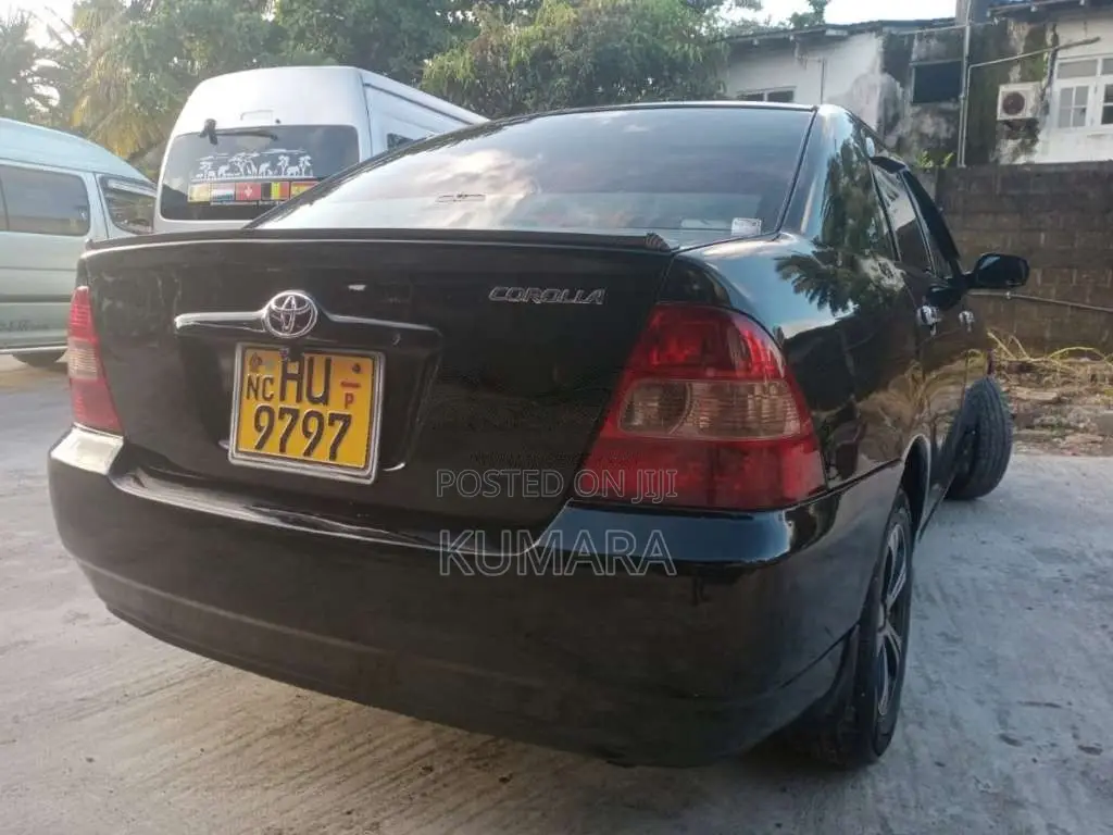 Toyota Corolla 121 LX Limited 2000 Car (Used)