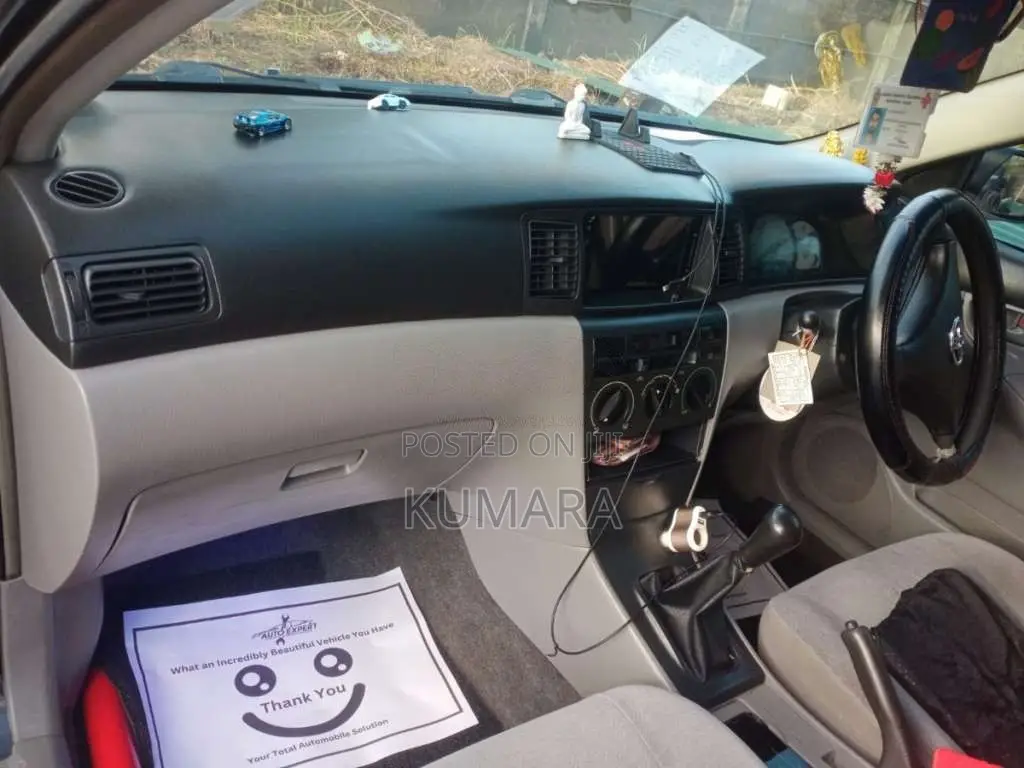 Toyota Corolla 121 LX Limited 2000 Car (Used)