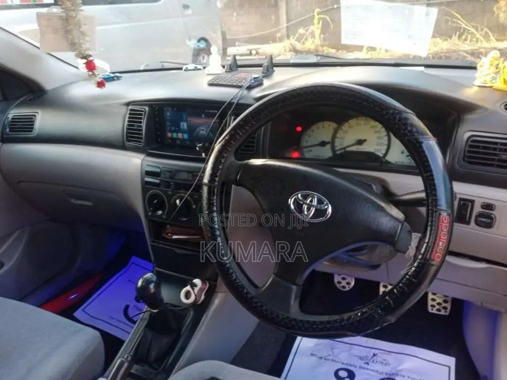 Toyota Corolla 121 LX Limited 2000 Car (Used)