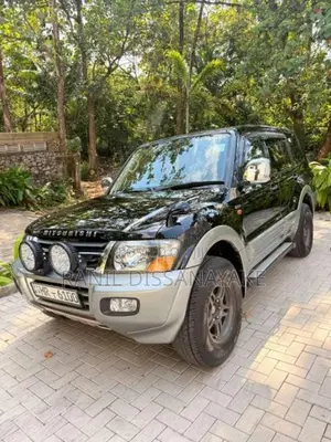 Mitsubishi Montero 2000 SUV (Used)