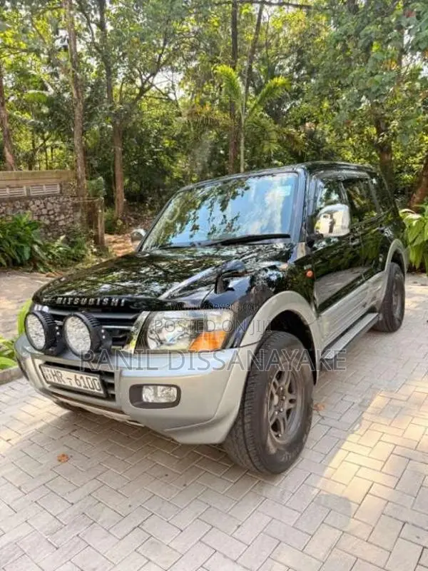 Mitsubishi Montero 2000 SUV (Used)