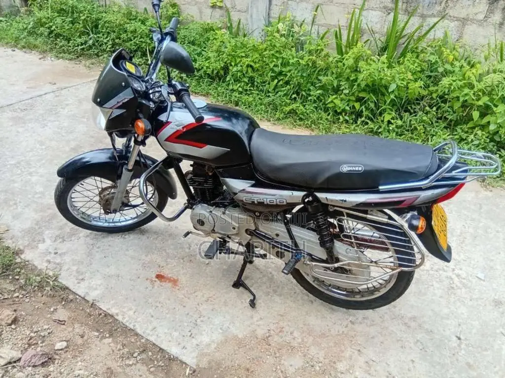 Bajaj CT-100 2010 Motorbike (Used)