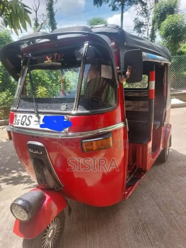 Bajaj 4 Stroke 2009 Three Wheel (Used)