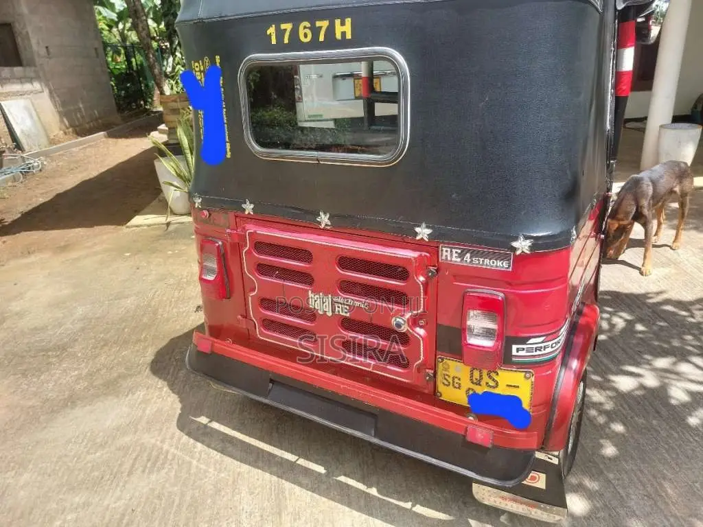Bajaj 4 Stroke 2009 Three Wheel (Used)