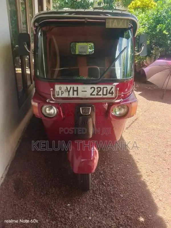 Bajaj Re 205 2011 Three Wheel (Used)