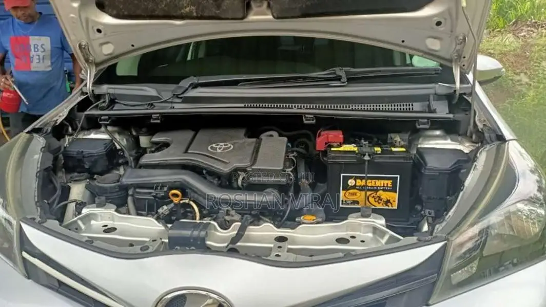 Toyota Vitz KSP130 2015 Car (Used)