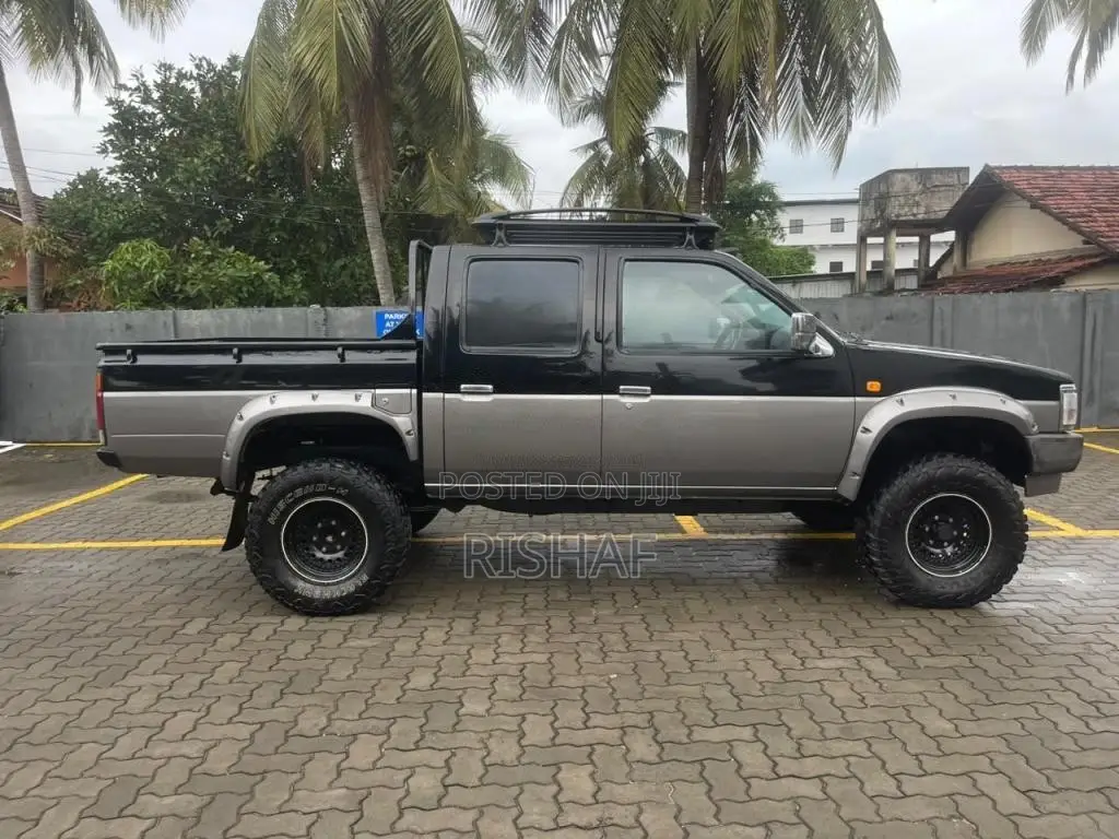Nissan D21 1996 Pickup (Used)