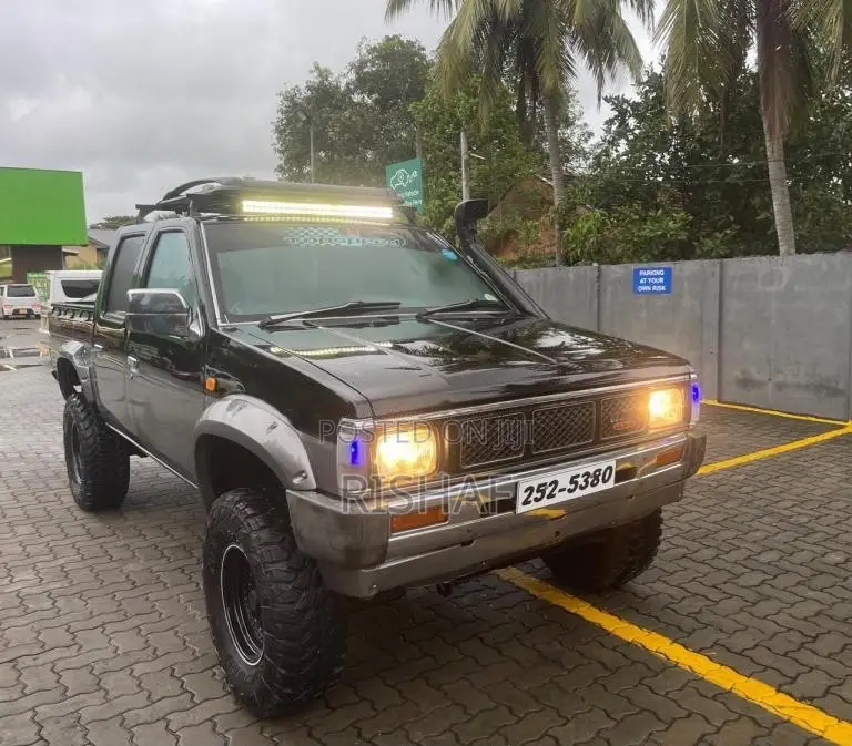 Nissan D21 1996 Pickup (Used)