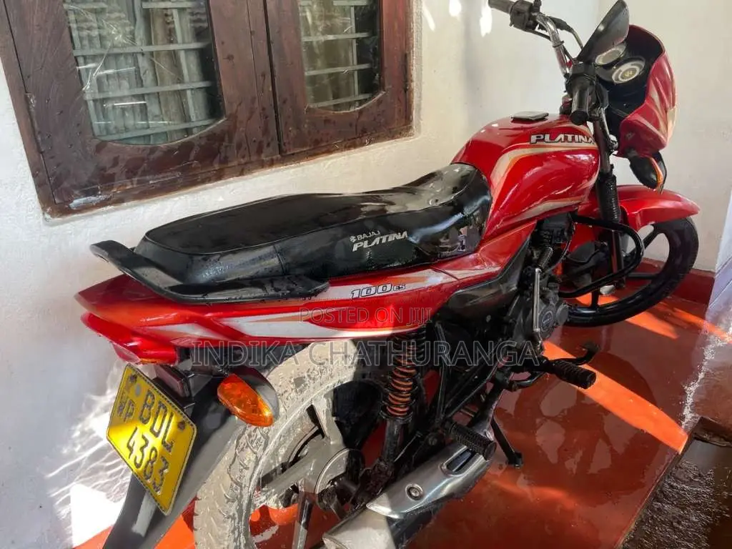 Bajaj Platina 2015 Motorbike (Used)