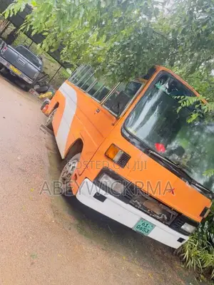 Mitsubishi Rosa 1988 Bus (Used)