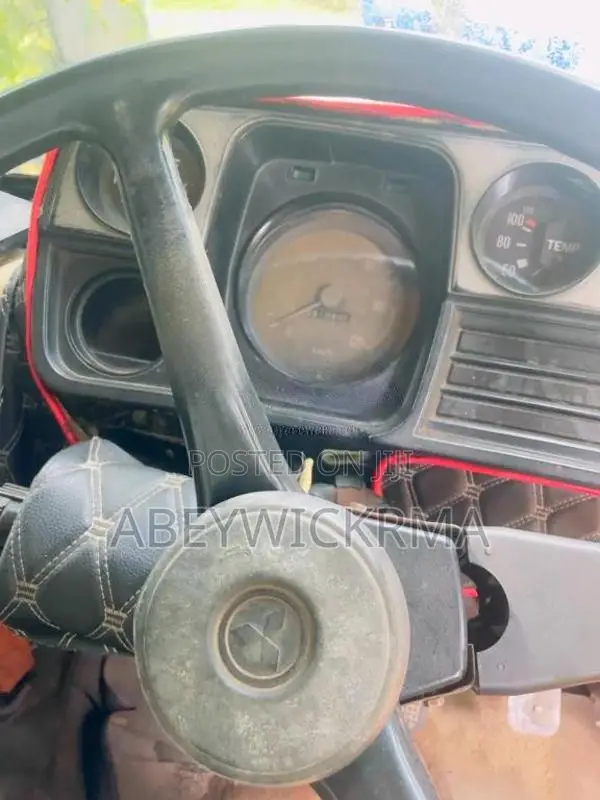 Mitsubishi Rosa 1988 Bus (Used)