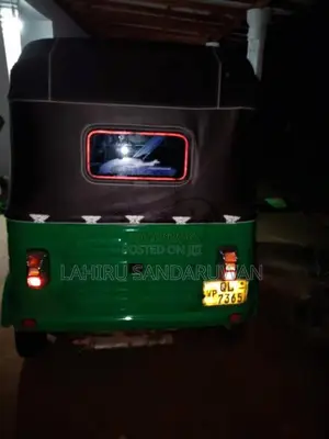 Bajaj 4 stroke 2007 Three Wheel (Used)
