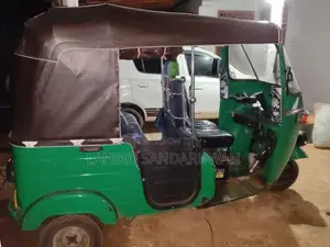 Bajaj 4 stroke 2007 Three Wheel (Used)