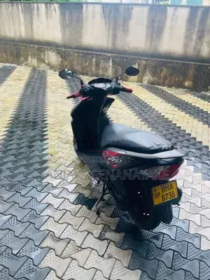 Honda Dio 2018 Motorbike (Used)