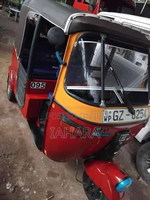 Bajaj 2 Stroke 2002 Three Wheel (Used)
