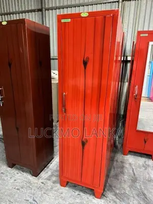 New 6x1.5 Size One Door Steel Cupboard (Ooo3