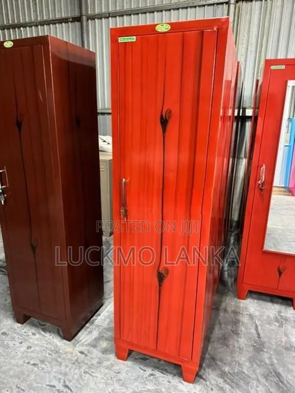 New 6x1.5 Size One Door Steel Cupboard (Ooo3