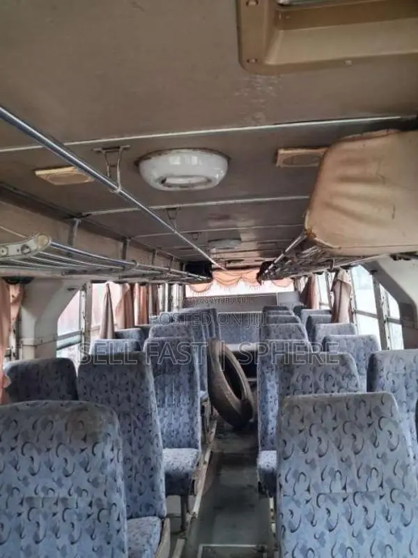 Mitsubishi Fuso Dolphin 1988 Bus (Used)