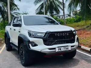 Toyota Hilux GR Sport 2025 Pickup (Used)