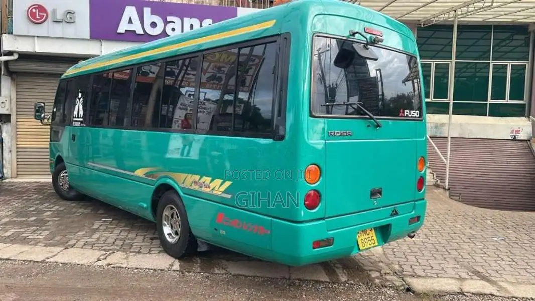 Mitsubishi Rosa 2012 Bus (Used)