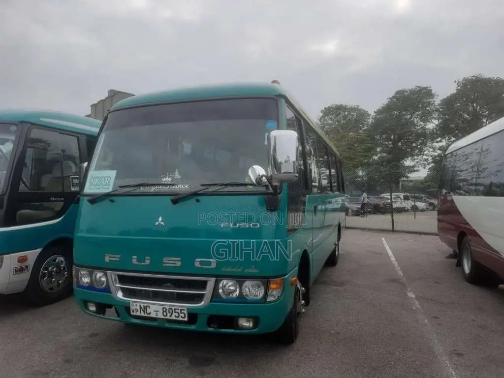 Mitsubishi Rosa 2012 Bus (Used)