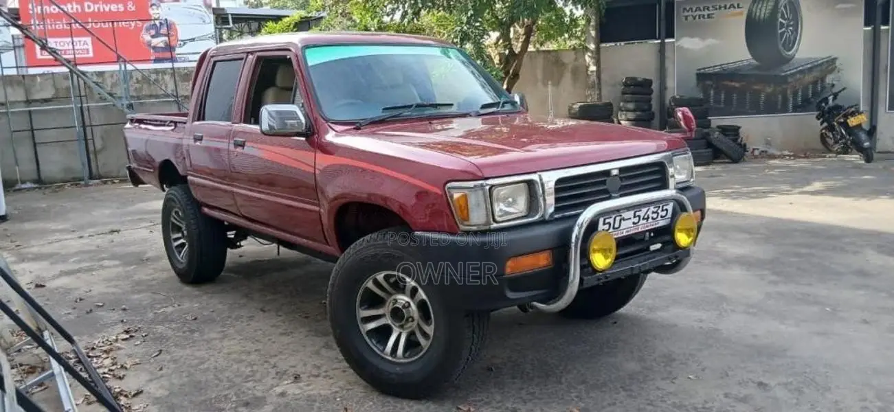 Toyota Hilux LN40 1983 Pickup (Used)