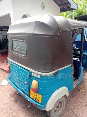 Bajaj 2 Stroke 2005 Three Wheel (Used)