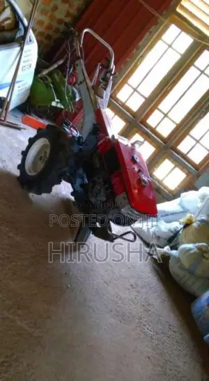 Kubota K700 2016 Tractor (Used)