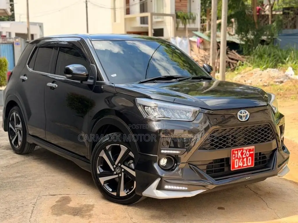 Toyota Raize Hybrid 2025 SUV Unregistered (Recondition)