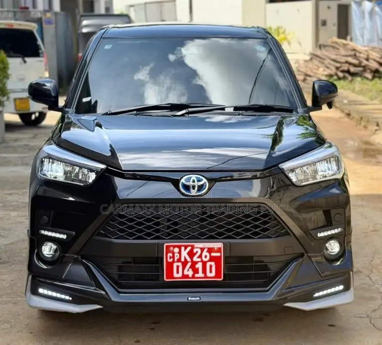 Toyota Raize Hybrid 2025 SUV Unregistered (Recondition)