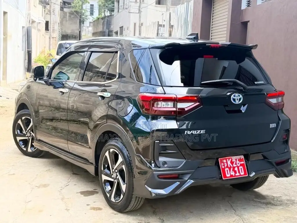 Toyota Raize Hybrid 2025 SUV Unregistered (Recondition)