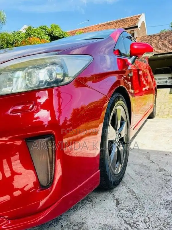 Toyota Prius 3rd 2012 Car (Used)