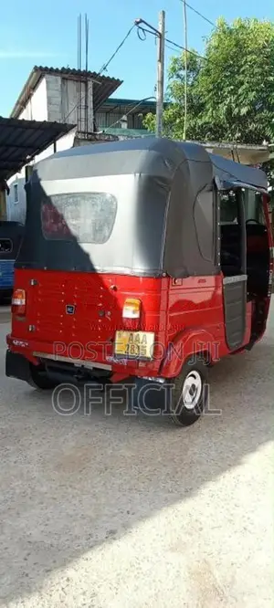 Bajaj RE 2013 Three Wheel (Used)
