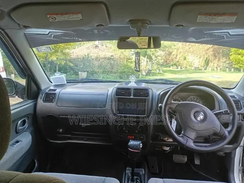 Suzuki Swift Center Antana 2004 Car (Used)