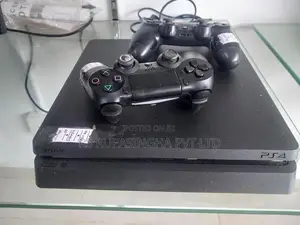 PS4 Gaming Console