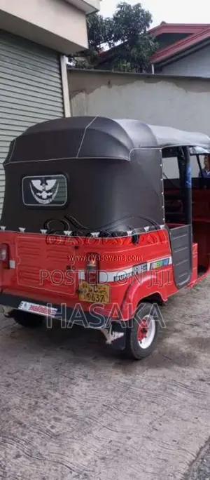 Bajaj 2 Stroke 2005 Three Wheel (Used)