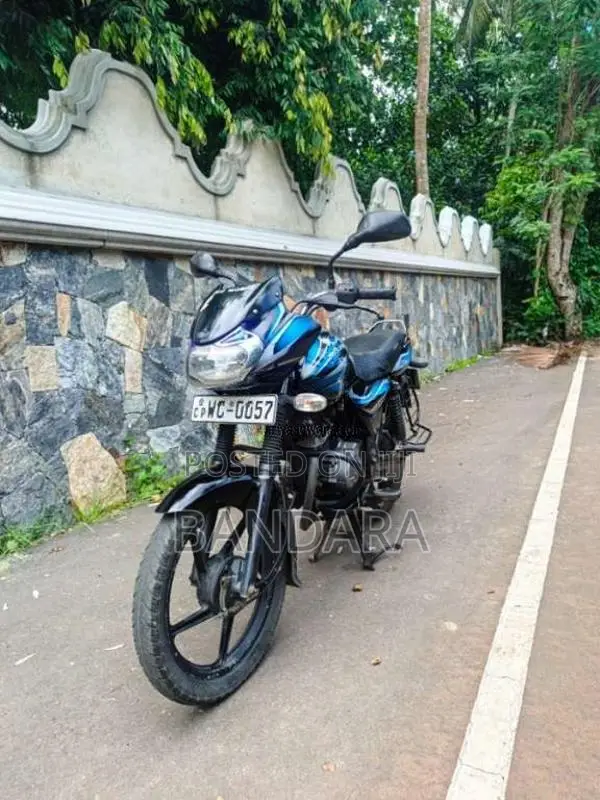 Bajaj Discover 100 2011 Motorbike (Used)