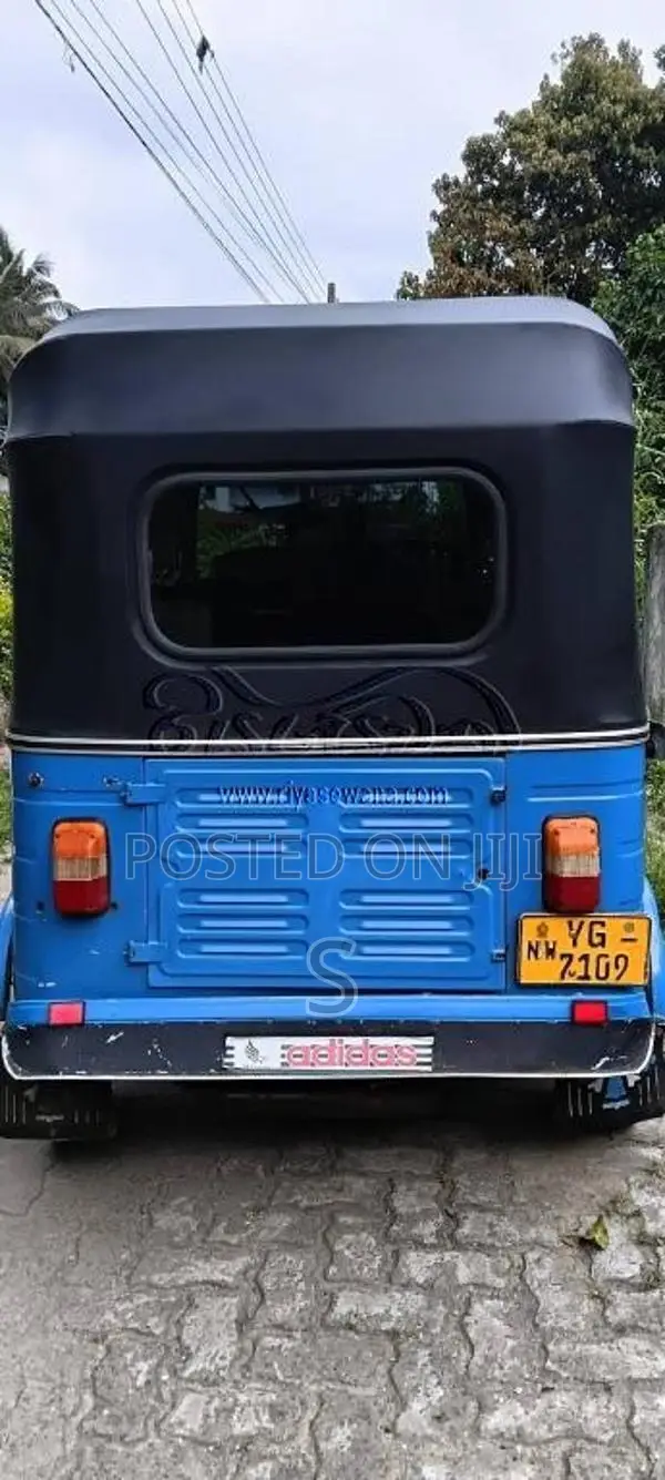 Bajaj RE 2010 Three Wheel (Used)