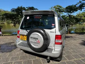 Mitsubishi Pajero GDI IO 2001 SUV (Used)