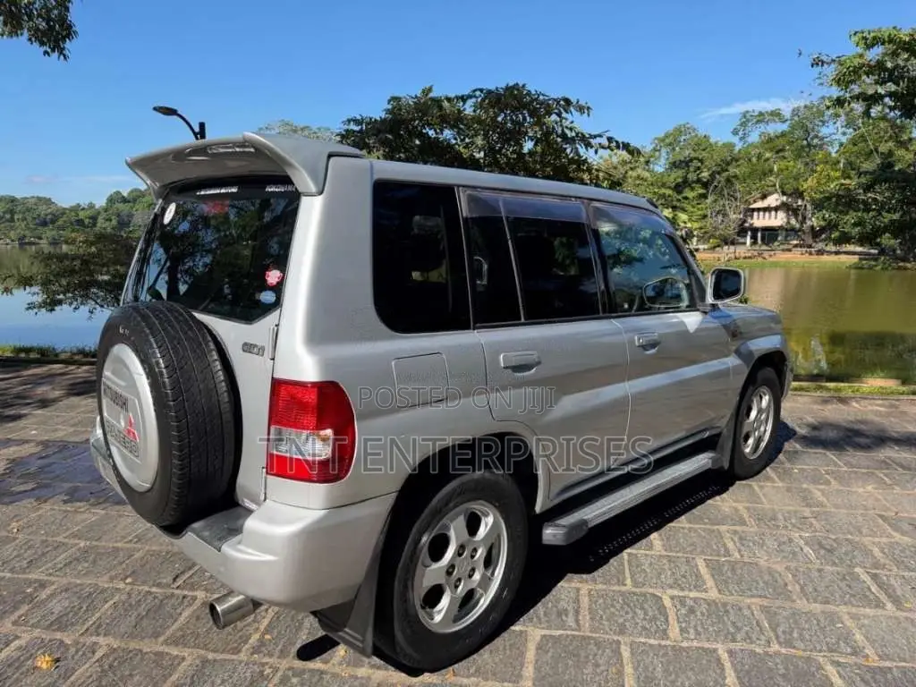 Mitsubishi Pajero GDI IO 2001 SUV (Used)