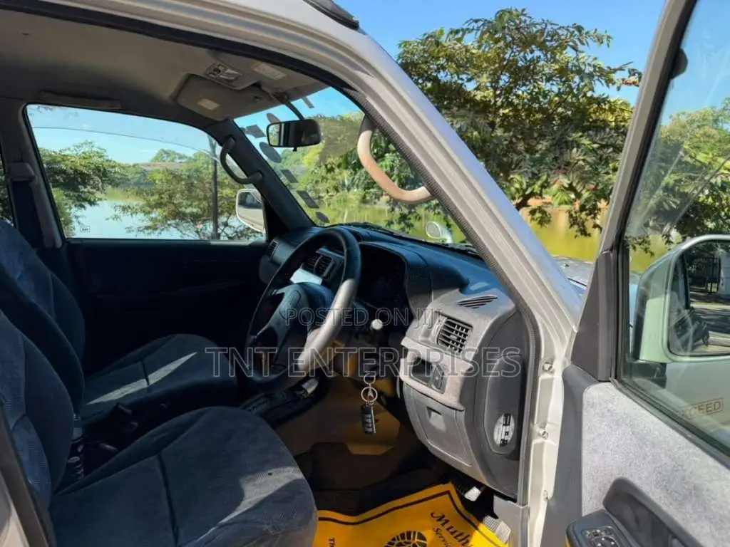 Mitsubishi Pajero GDI IO 2001 SUV (Used)