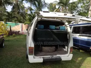 Isuzu Fargo 1986 Van (Used)
