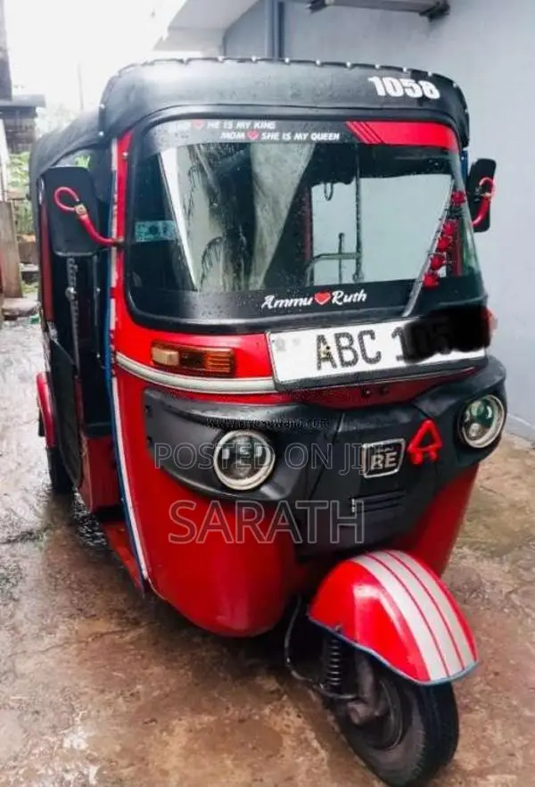 Bajaj 4 Stroke 2015 Three Wheel (Used)