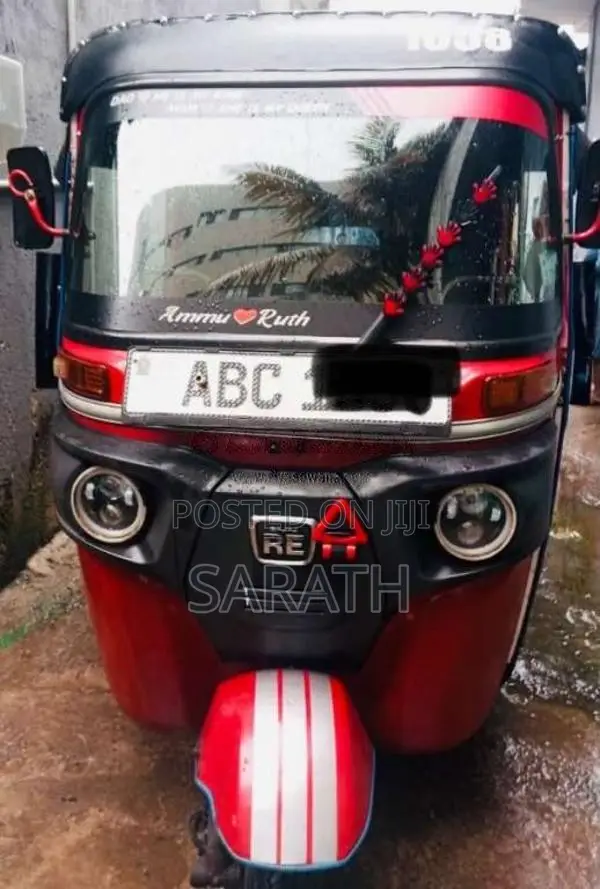 Bajaj 4 Stroke 2015 Three Wheel (Used)