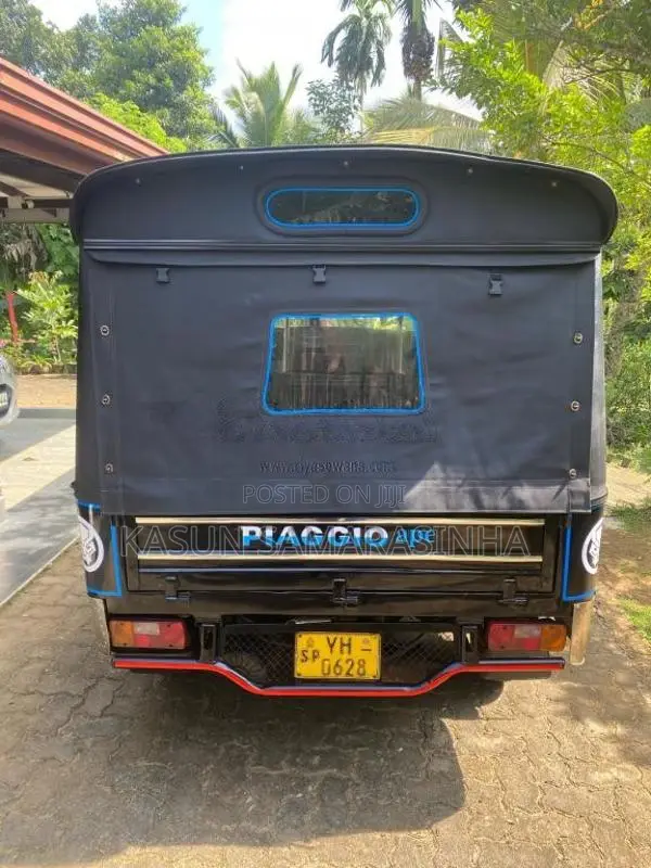 Piaggio Ape 2011 Three Wheel (Used)